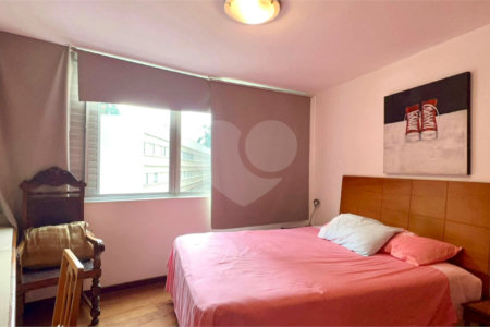 Apartamento à venda com 3 quartos, sendo 1 suíte, em Jardim Paulistano, São Paulo, SP