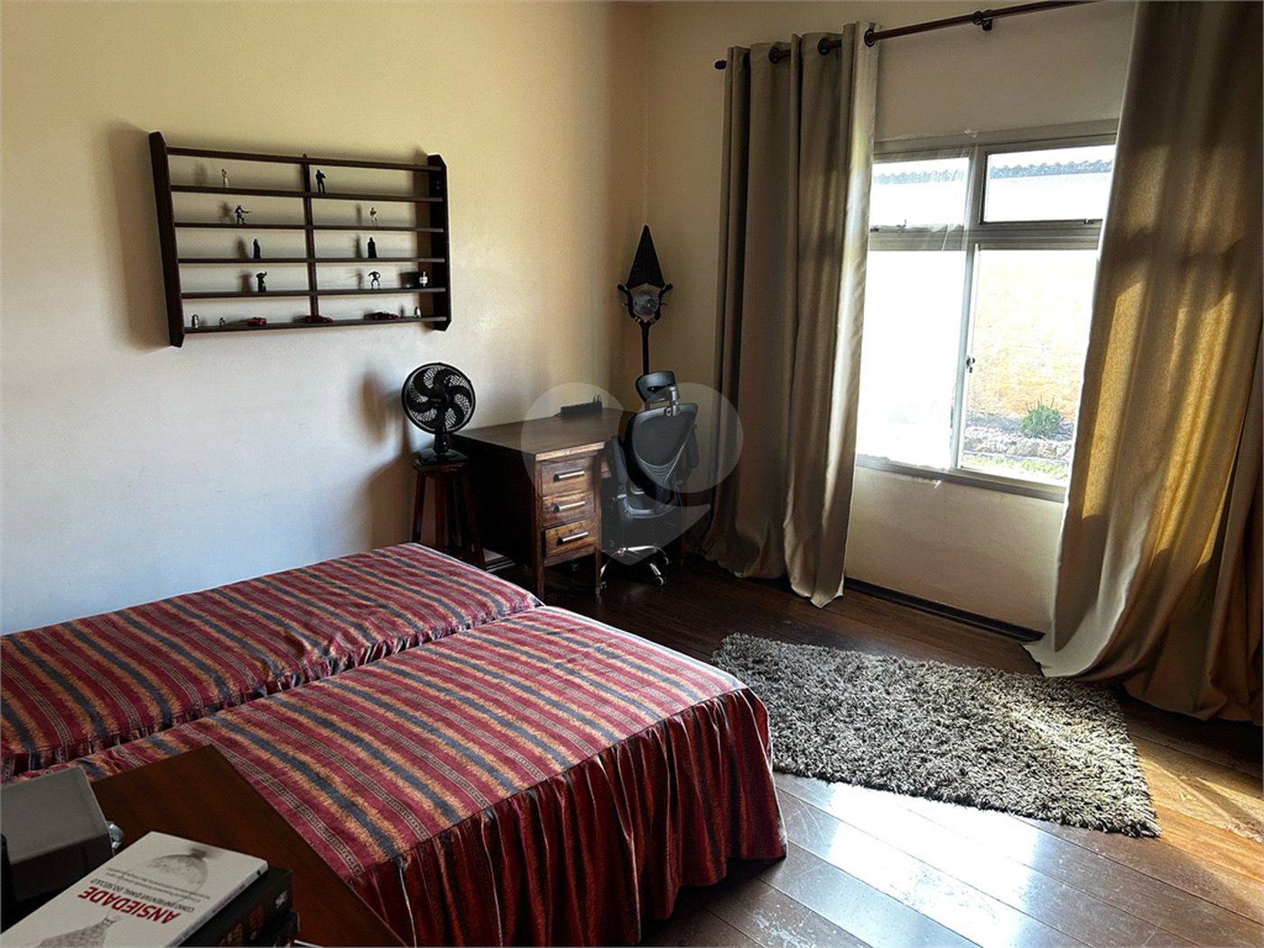 Casa à venda com 4 quartos, sendo 2 suítes, em Vila Aparecida, Itapetininga, SP