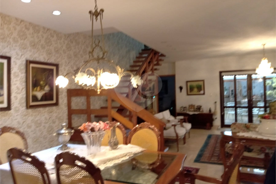 Casa à venda com 3 quartos, sendo 2 suítes, em Cidade Jardim, Mairiporã, SP
