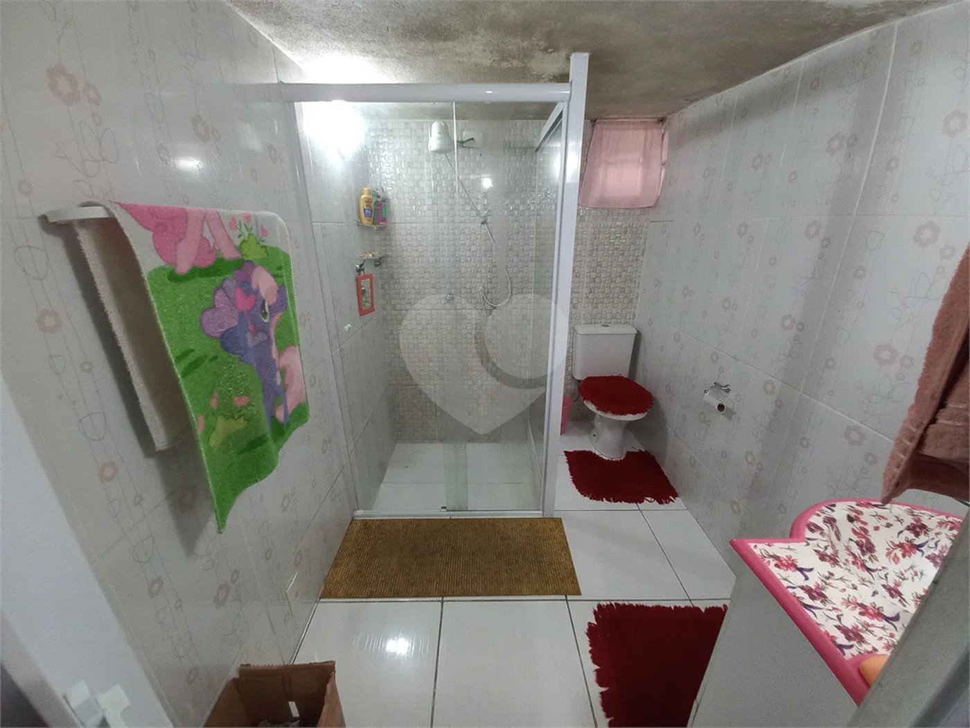 Casa à venda com 6 quartos, sendo 2 suítes, no Brasilândia, São Paulo, SP