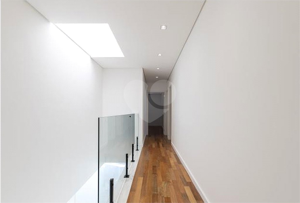 Casa à venda com 4 suítes no condomínio Hípica Garden, São Paulo - SP