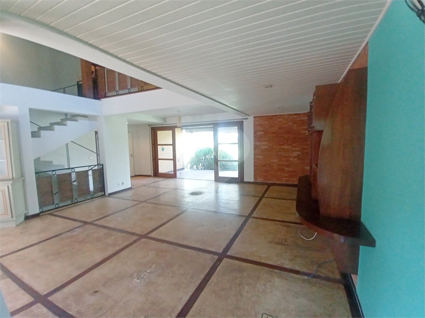 Casa à venda com 3 quartos, sendo 1 suíte,  no condomínio Estância Marambaia, Vinhedo - SP