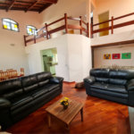 Sobrado à venda com 4 quartos, sendo 1 suíte,  em Jardim Leonor Mendes de Barros, São Paulo, SP