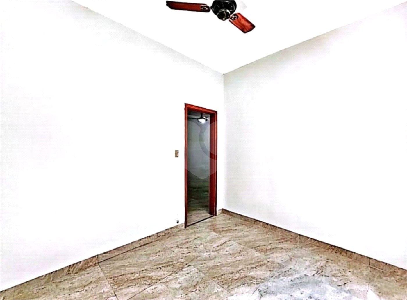 Casa à venda com 2 quartos, sendo 1 suíte,  no condomínio Only Residence, Ribeirão Preto - SP