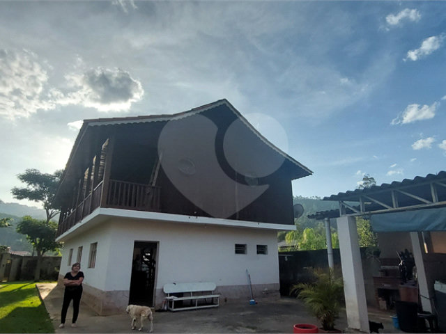 Casa à venda com 4 quartos, sendo 2 suítes, em Rio Acima, Mairiporã, SP