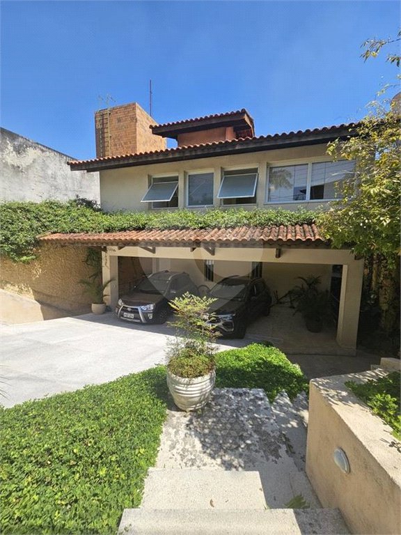 Casa à venda com 3 suítes em Jardim Vitória Régia, São Paulo, SP