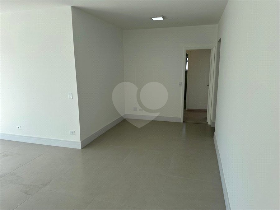 Apartamento à venda com 3 quartos, sendo 2 suítes, em Jardim Ampliação, São Paulo, SP