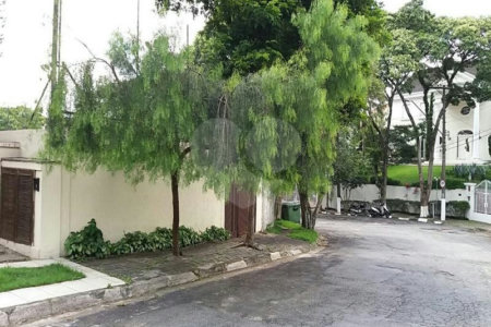Terreno à venda em MORUMBI, São Paulo, SP