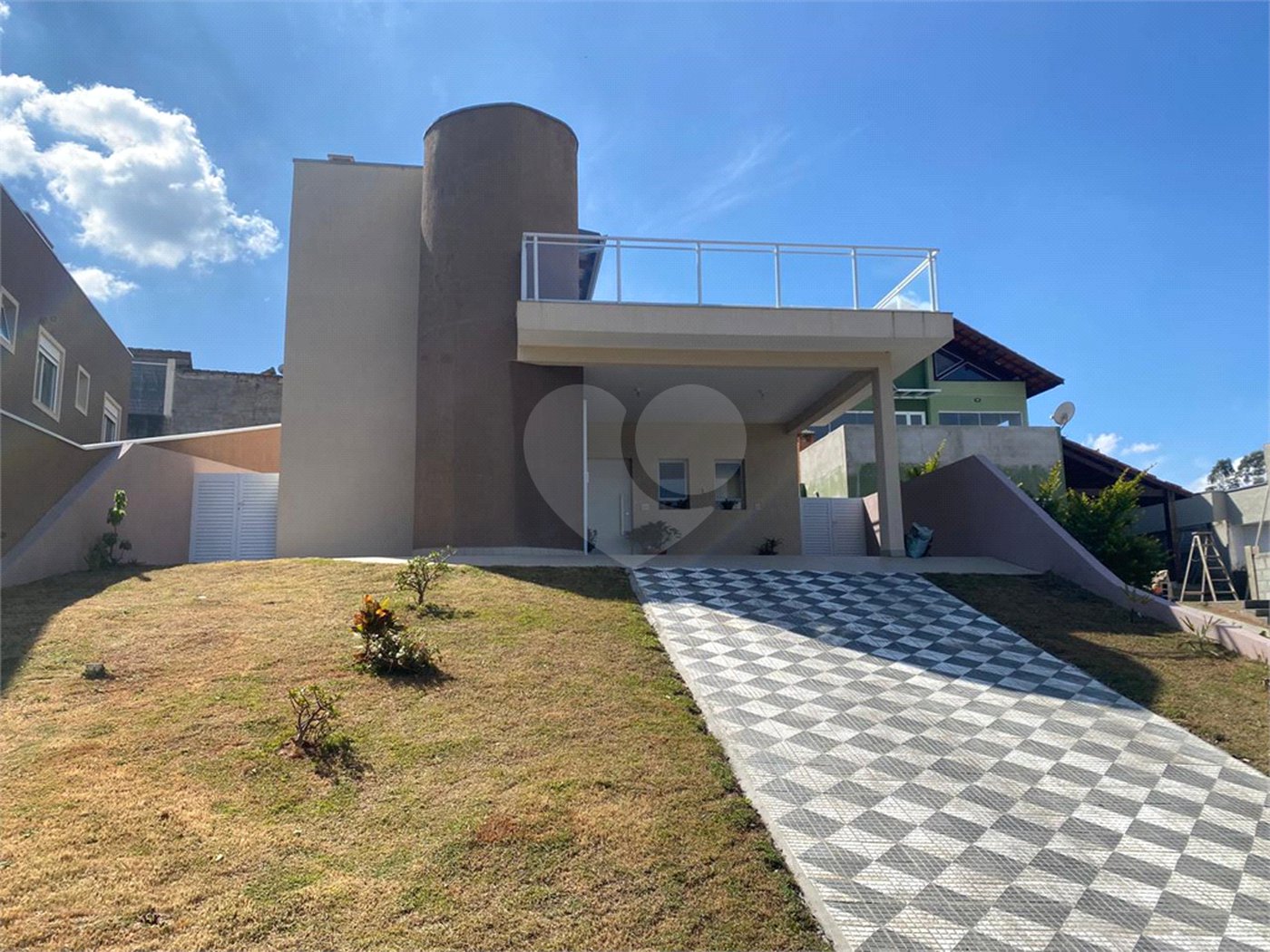 Casa à venda com 3 quartos, sendo 1 suíte, no condomínio Terras de Santa Adelia, Vargem Grande Paulista - SP