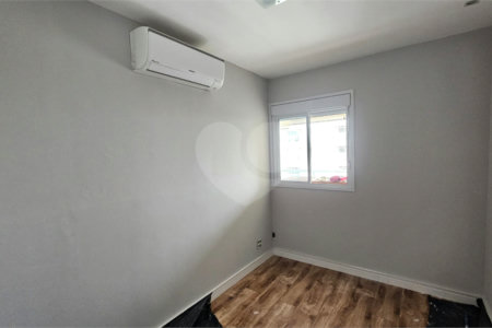 Apartamento à venda com 2 quartos, sendo 1 suíte, em Campo Belo, São Paulo, SP