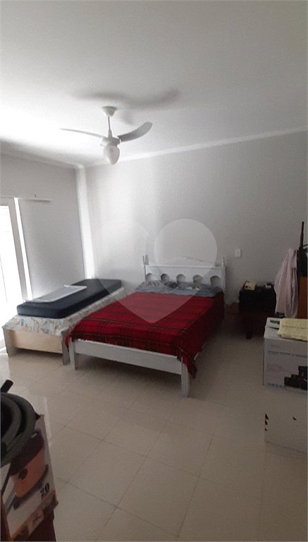 Casa à venda com 4 quartos, sendo 1 suíte, no Centro, Bom Jesus dos Perdões, SP