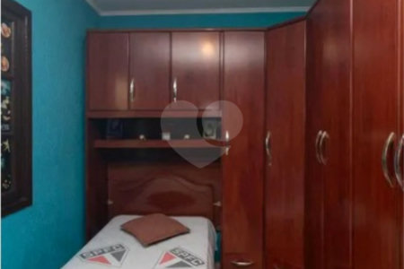 Casa Térrea à venda com 4 quartos, sendo 1 suíte,  em Vila Mazzei, São Paulo, SP
