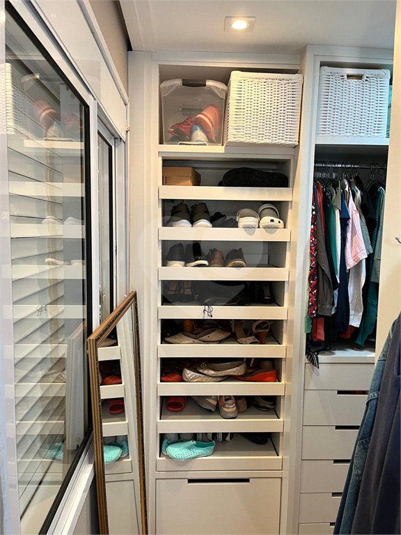 Apartamento à venda com 3 quartos, sendo 1 suíte, em Vila Firmiano Pinto, São Paulo, SP