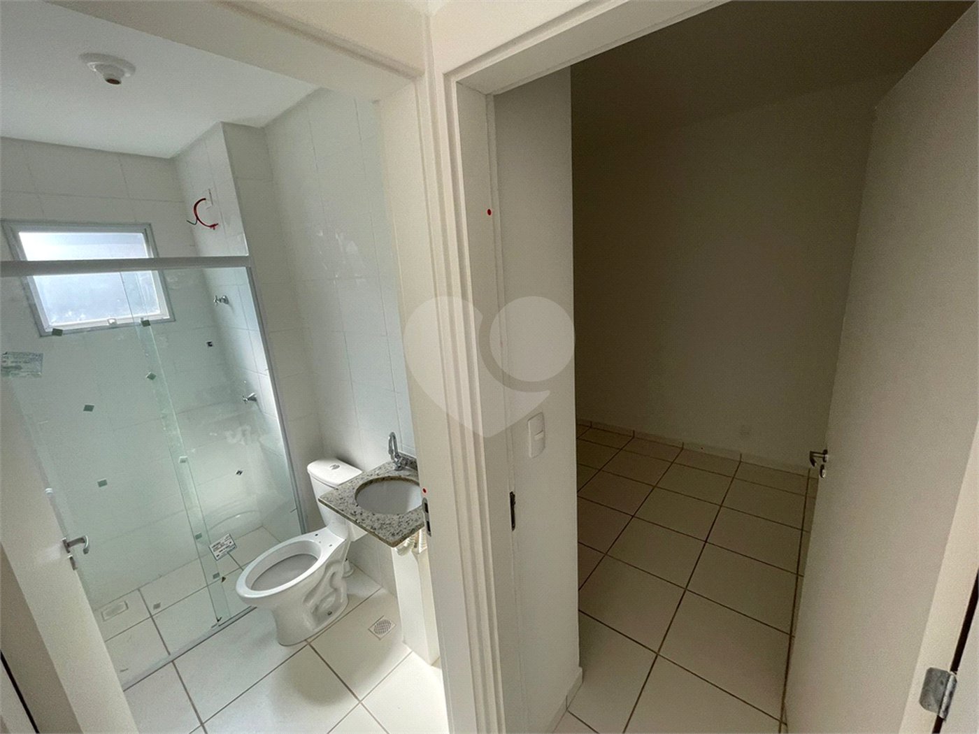 Apartamento para venda ou locação no Condomínio Residencial Vila das Flores