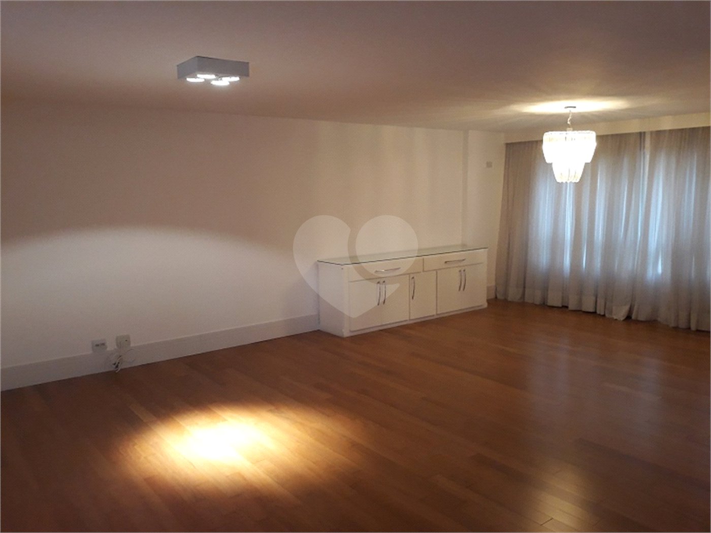 Apartamento para alugar com 4 suítes em Chácara Flora, São Paulo, SP