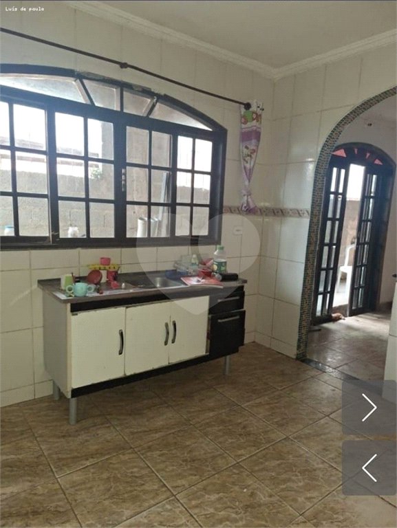 Casa à venda com 5 quartos, sendo 2 suítes, em Parque Maria Helena, Suzano, SP