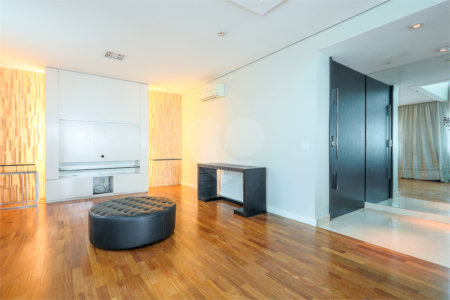Apartamento à venda com 4 suítes,  em Jardim Paulistano, São Paulo, SP