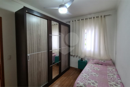 Sobrado à venda com 4 quartos, sendo 2 suítes, em Santa Teresinha, São Paulo, SP