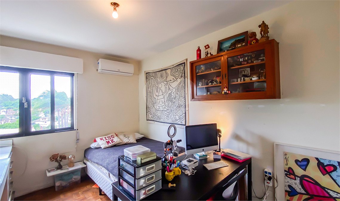Sobrado à venda com 3 quartos, sendo 1 suíte, em Brooklin Paulista, São Paulo, SP