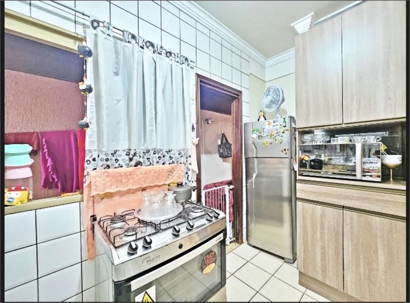 Casa à venda com 3 quartos, sendo 1 suíte,  no condomínio Portal dos Pinheiros, Ribeirão Preto - SP