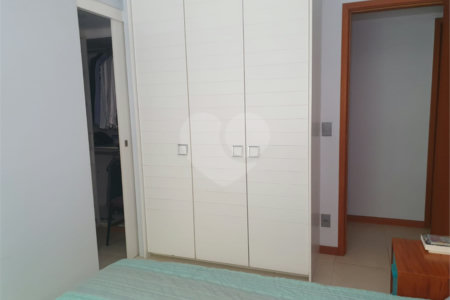 Apartamento à venda com 3 quartos, sendo 1 suíte, em Humaitá, Rio de Janeiro, RJ