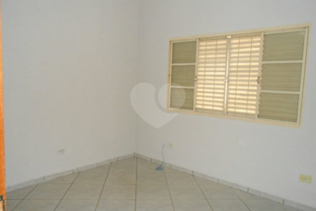 Casa à venda com 3 quartos, sendo 1 suíte, no Centro, Três Lagoas, MS