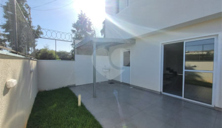 Casa à venda com 3 quartos, sendo 1 suíte,  no condomínio Residencial Américo Figueiredo, Sorocaba - SP
