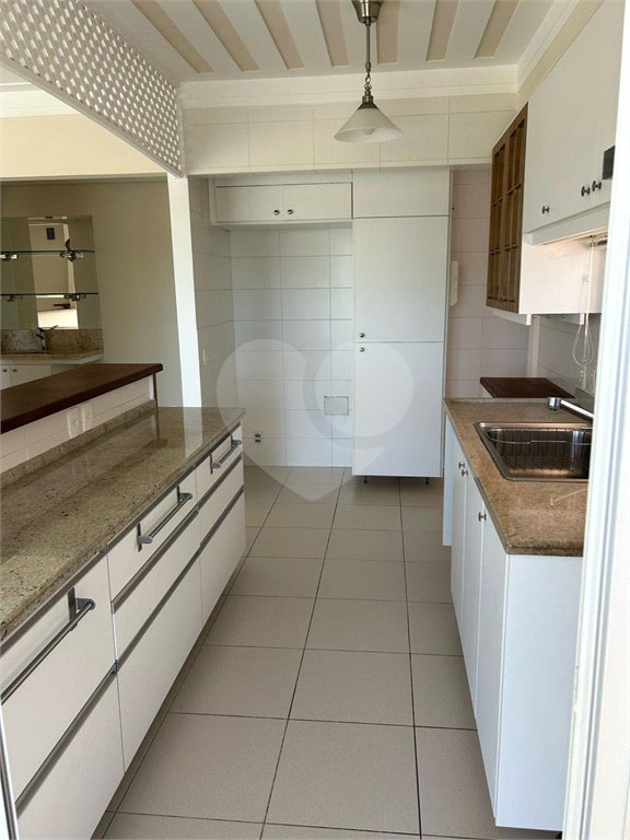 Apartamento à venda com 2 suítes em Vila Oliveira, Mogi das Cruzes, SP