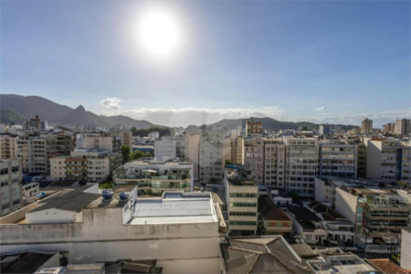 Apartamento à venda com 3 quartos, sendo 1 suíte, em Tijuca, Rio de Janeiro, RJ