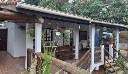 Casa à venda com 3 quartos, sendo 1 suíte, em Chácara Arantes, Mairiporã, SP