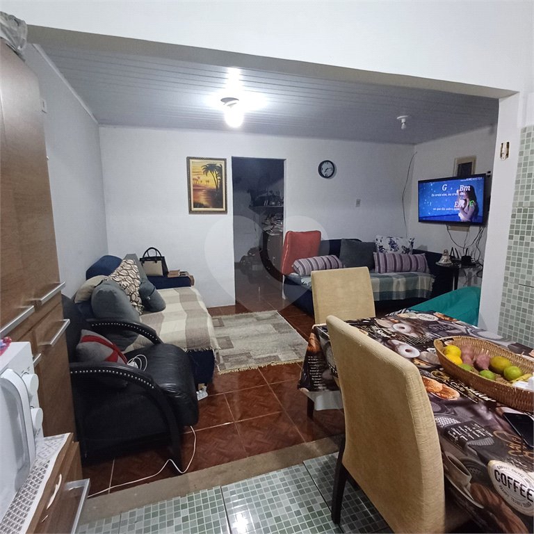 Sobrado à venda com 2 quartos, sendo 1 suíte, em Guaratiba, Rio de Janeiro, RJ