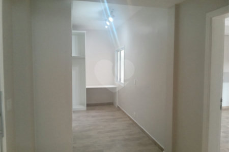 Casa à venda com 4 suítes no condomínio Lago da Boa Vista, Sorocaba - SP