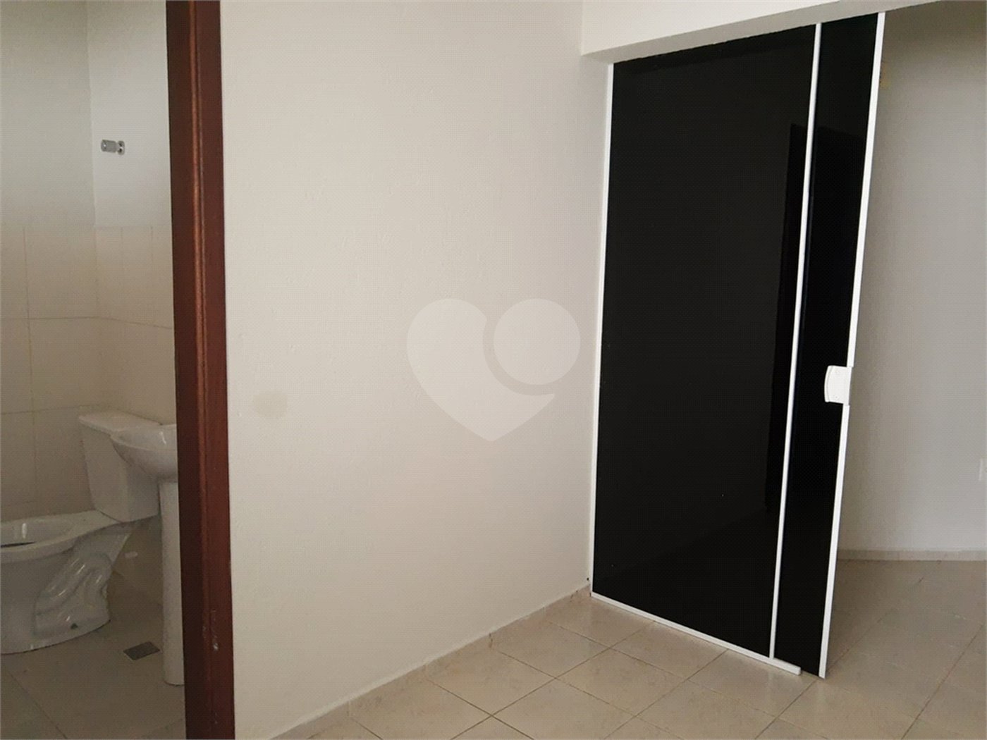 Sobrado à venda com 4 suítes em Vila Santana, Sorocaba, SP