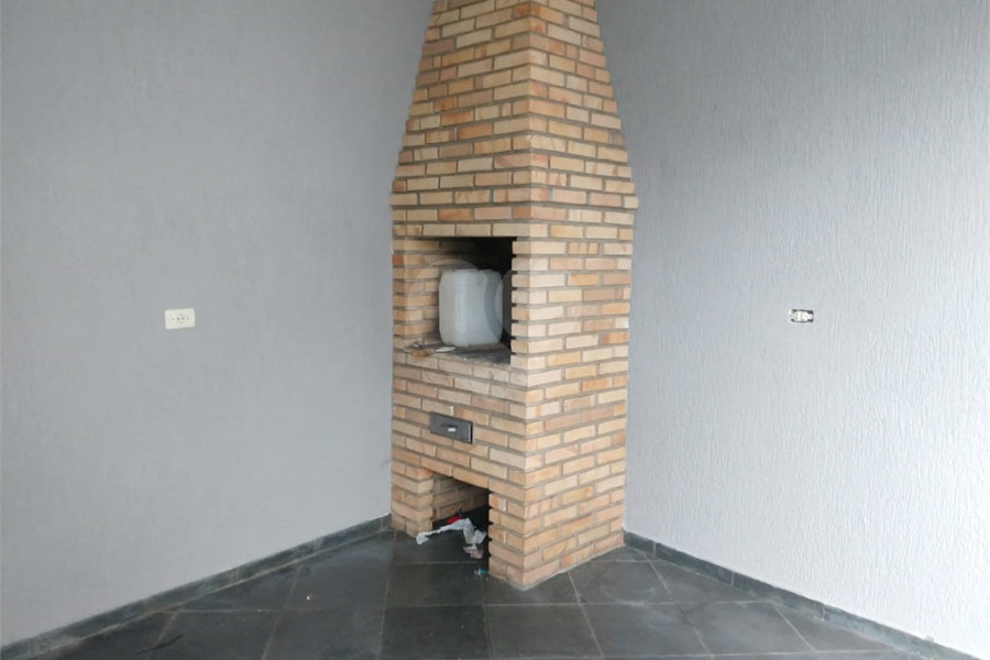 Sobrado à venda com 3 quartos, sendo 1 suíte, em Tremembé, São Paulo, SP