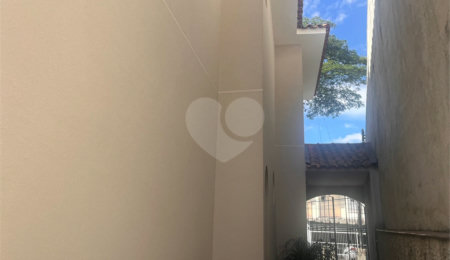 Sobrado à venda ou para alugar com 3 quartos, sendo 1 suíte,  em Jardim Leonor Mendes de Barros, São Paulo, SP