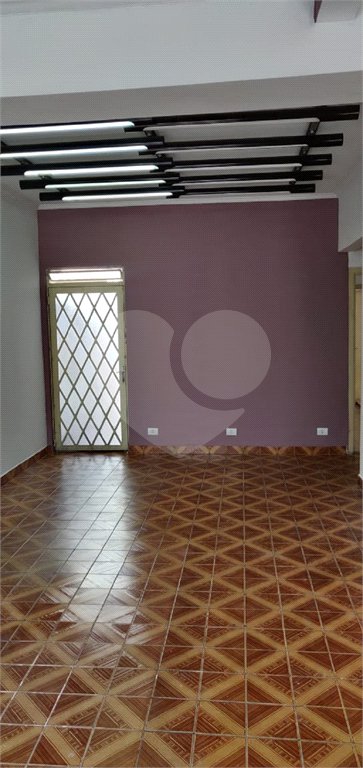 Casa à venda com 3 quartos em Água Branca, São Paulo, SP