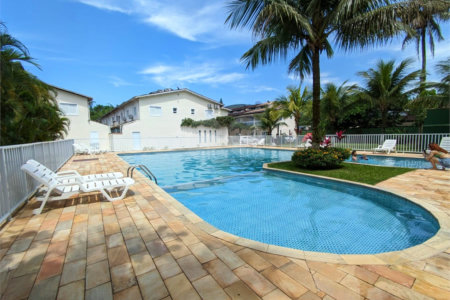 Casa à venda com 3 quartos, sendo 1 suíte, em Juquehy, São Sebastião, SP