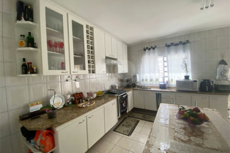 Casa Térrea à venda com 3 quartos, sendo 1 suíte, em Santa Teresinha, São Paulo, SP