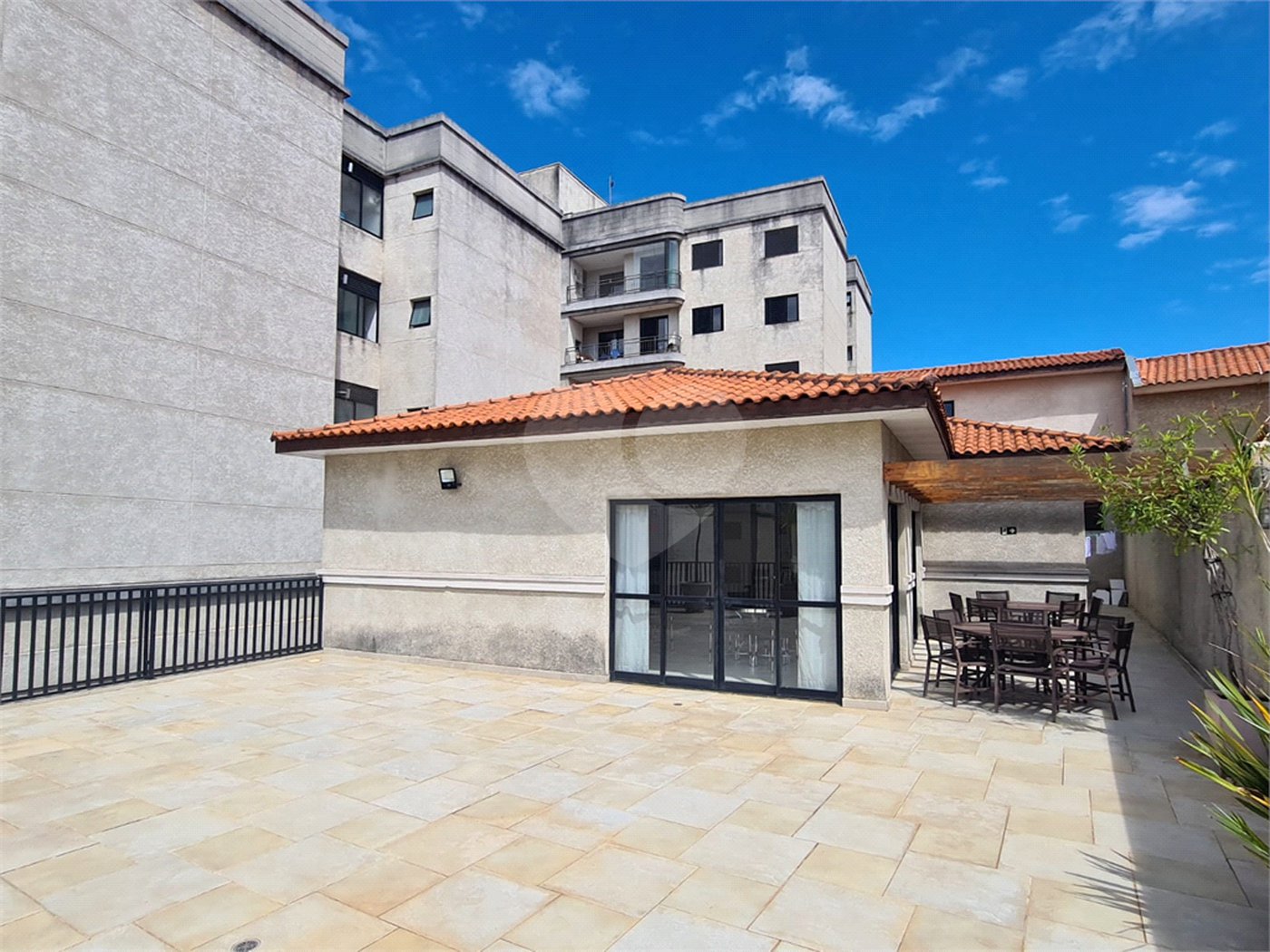 Apartamento à venda com 3 quartos, sendo 1 suíte, em Vista Alegre, Vinhedo, SP