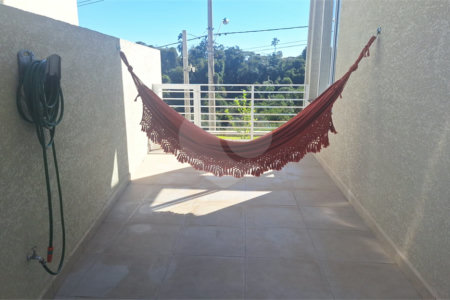 Casa à venda com 3 suítes no condomínio Residencial Alto da Floresta, Bom Jesus dos Perdões - SP