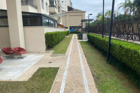 Apartamento à venda com 3 quartos, sendo 1 suíte, em Água Branca, São Paulo, SP