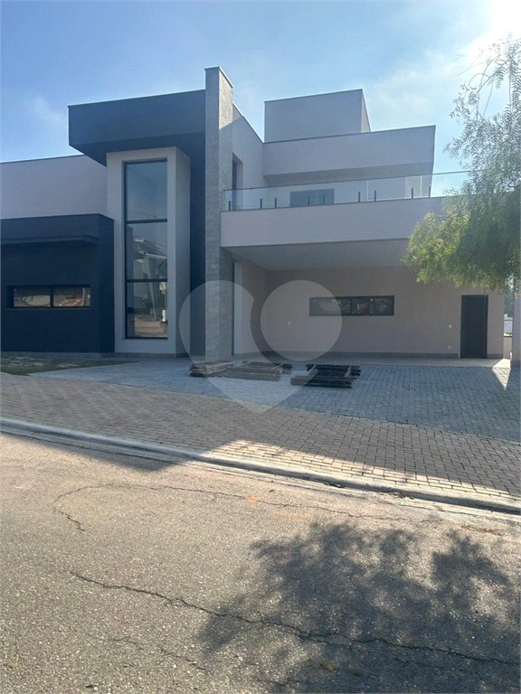 Casa à venda com 3 suítes no condomínio Reserva dos Vinhedos, Louveira - SP