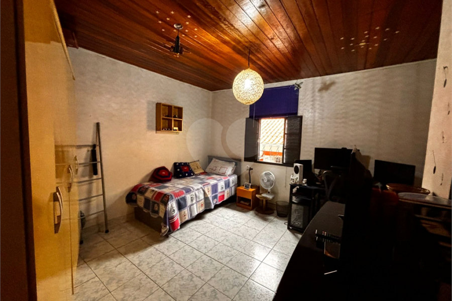 Casa Térrea à venda com 4 quartos, sendo 1 suíte, em Jaçanã, São Paulo, SP