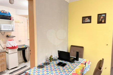 Casa à venda com 2 quartos no condomínio Dora, Guarulhos - SP