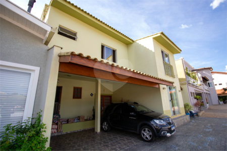 Casa à venda com 4 suítes no condomínio Francesco Rana, São Roque - SP