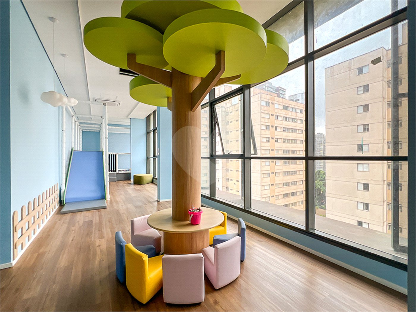 Apartamento à venda com 2 quartos, sendo 1 suíte, em Santo Amaro, São Paulo, SP