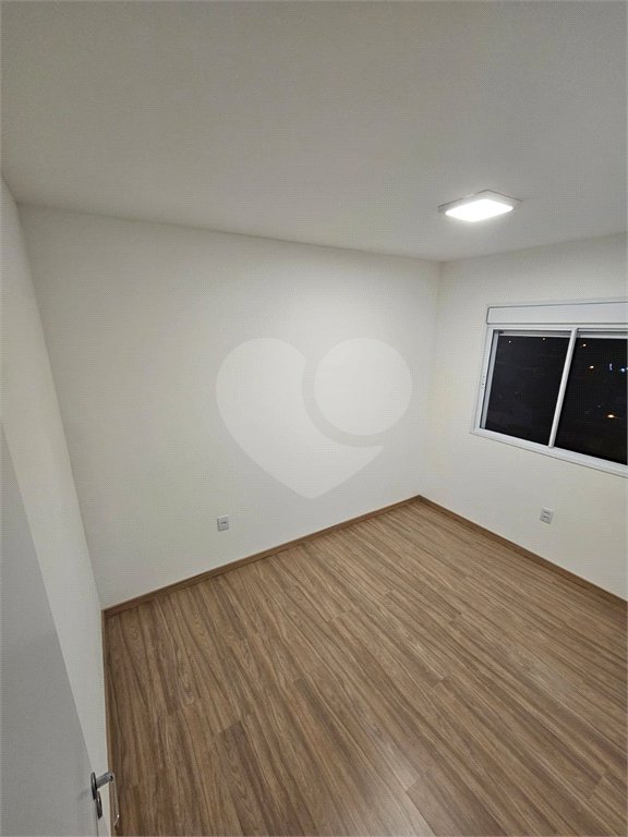 Apartamento para alugar com 2 quartos, sendo 1 suíte,  em Vila Oliveira, Mogi das Cruzes, SP