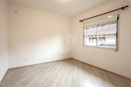 Casa à venda com 4 quartos, sendo 2 suítes, no condomínio Lake Louise, São Paulo - SP