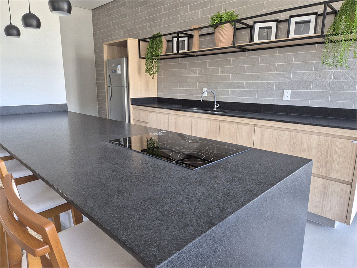Apartamento para alugar com 3 quartos, sendo 1 suíte,  em Nova Gardênia, Atibaia, SP