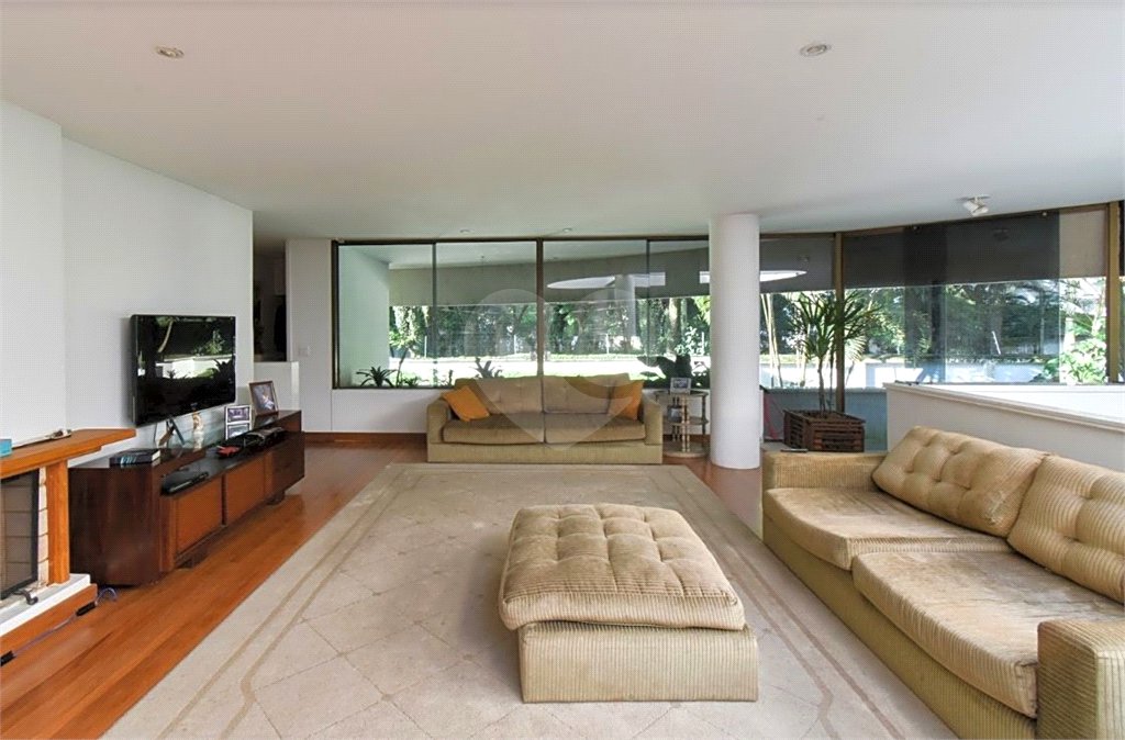 Casa à venda com 4 suítes em Alto da Boa Vista, São Paulo, SP